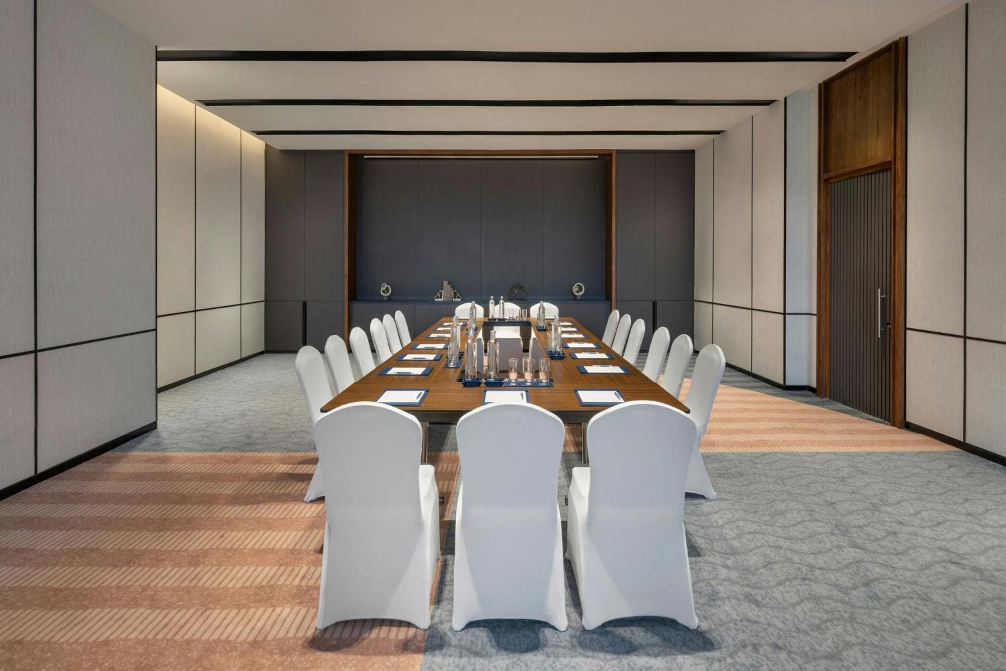 Four Points By Sheraton Chennai, Velachery Exterior photo